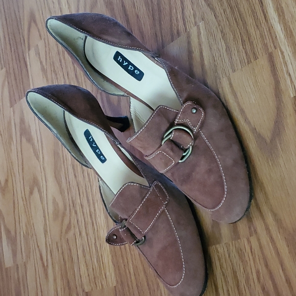 Hype Suede Heels - Picture 3 of 14